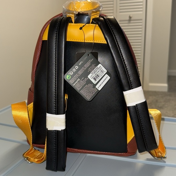 Loungefly Pittsburgh Steelers Foitball Backpack main image 8